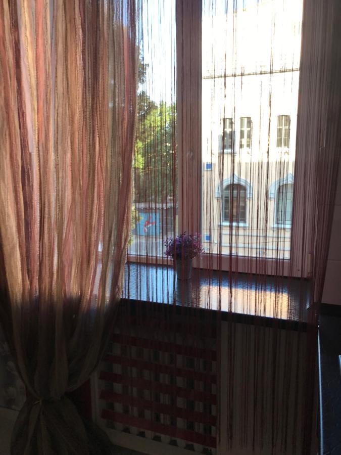 Rent Apartment In The Center Of チェルニーヒウ エクステリア 写真